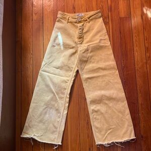 Zara marine straight size 6 yellow cream